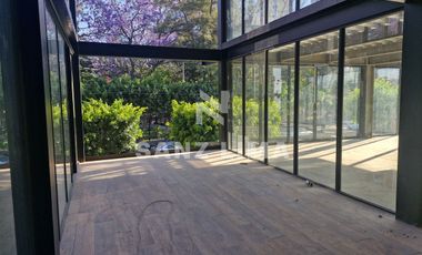 Alameda: Magnifico local para restaurante, corporativo en edificio inteligente.