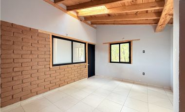 CASA EN RENTA, ACATITLAN