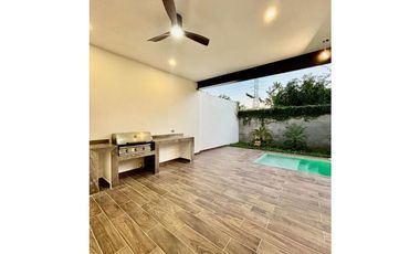 Venta casa con 4 recámaras en Soluna Temozon Mérida Yucatán.