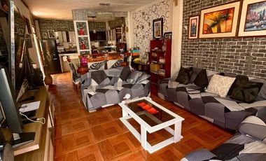 Se Vende Casa con Amplio Terreno de 150 m²