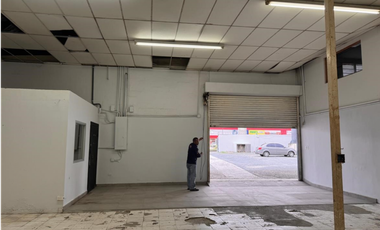 24 DE DICIEMBRE / GALERA COMERCIAL / CON OFICINA /  2014M