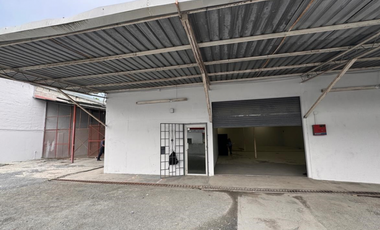 24 DE DICIEMBRE / GALERA COMERCIAL / CON OFICINA /  2014M