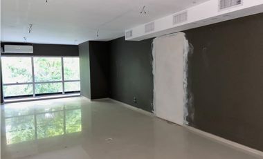 ALQUILER DE LOCAL COMERCIAL, A METROS DE LA PEATONAL