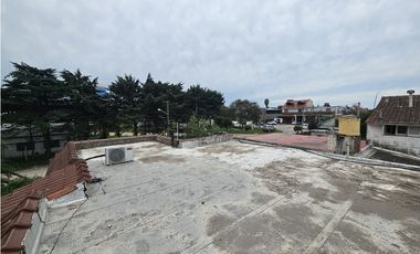 chalet a la venta 3 amb + dependencia zona faro norte