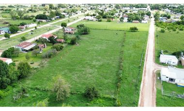 Vendo Casa a Refaccionar en Herrera, Entre Ríos.