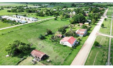 Vendo Casa a Refaccionar en Herrera, Entre Ríos.