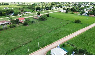 Vendo Casa a Refaccionar en Herrera, Entre Ríos.