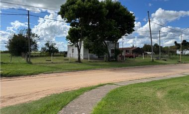 Vendo Casa a Refaccionar en Herrera, Entre Ríos.