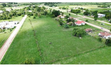Vendo Casa a Refaccionar en Herrera, Entre Ríos.
