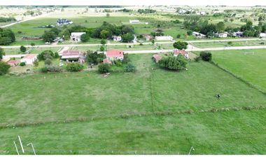 Vendo Casa a Refaccionar en Herrera, Entre Ríos.