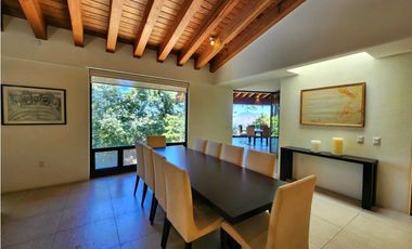 Casa en Venta dentro de Condominio en Valle de Bravo