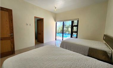 Casa en Venta dentro de Condominio en Valle de Bravo