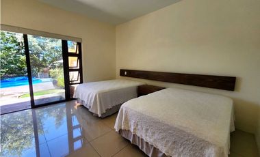 Casa en Venta dentro de Condominio en Valle de Bravo