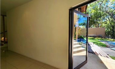 Casa en Venta dentro de Condominio en Valle de Bravo