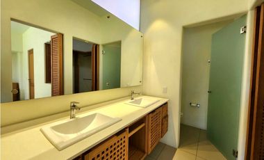 Casa en Venta dentro de Condominio en Valle de Bravo