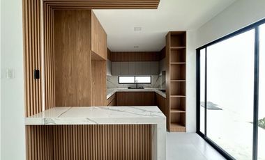 CASAS INDEPENDIENTES DE 3 DORMITORIOS- 