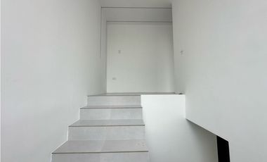 CASAS INDEPENDIENTES DE 3 DORMITORIOS- 