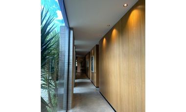 Casa en Arriendo Amoblado en Medellín Alto de Palmas