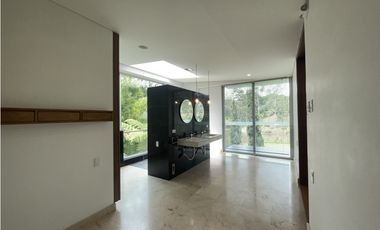 Casa Campestre vía San Antonio la Ceja en Arriendo