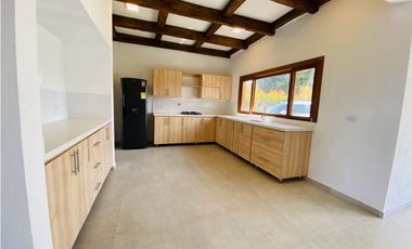 Casa para Arriendo en Rionegro San Antonio Ojo de Agua