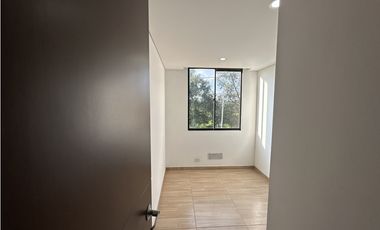 APARTAMENTO EN ARRIENDO CONJUNTO RESIDENCIAL MANZANARES MADRID