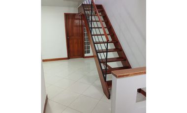 Casa loma del Indio - tres niveles