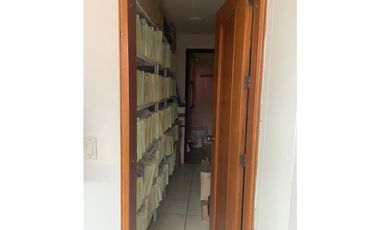 Se Vende Oficina- Consultorio en el Centro- Pereira