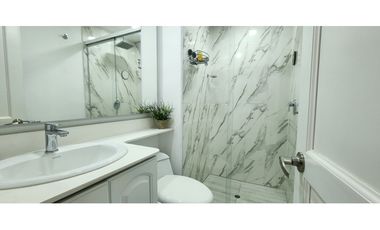 VENTA APARTAMENTO TOTALMENTE REMODELADO LAURELES SANTA TERESITA