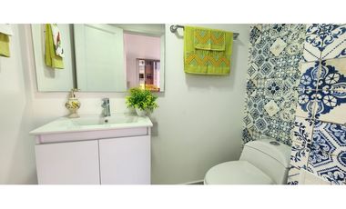 VENTA APARTAMENTO TOTALMENTE REMODELADO LAURELES SANTA TERESITA