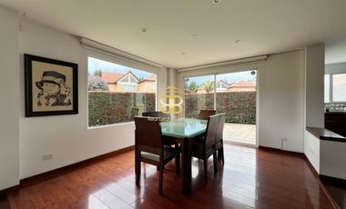 SE VENDE CASA EN CAJICA