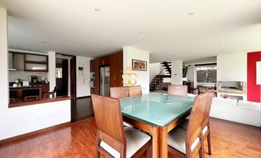 SE VENDE CASA EN CAJICA