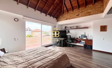 SE VENDE CASA EN CAJICA