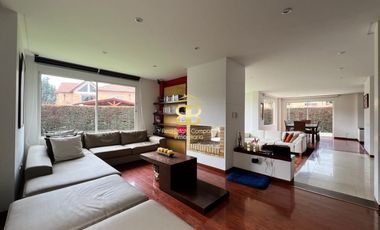 SE VENDE CASA EN CAJICA