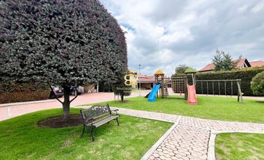 SE VENDE CASA EN CAJICA