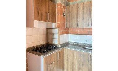 En venta apartamento cerca a centro comercial