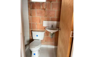 En venta apartamento cerca a centro comercial