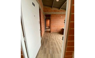 En venta apartamento cerca a centro comercial