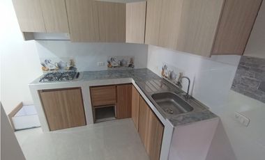 ALQUILER DE CASA 2 NIVELES  BARRIO MANZANARES POBLADO CAMPESTRE