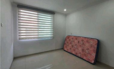 Se vende hermosa casa amplia en conjunto cerrado