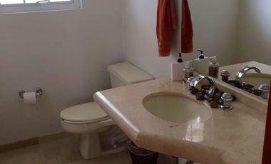 CASA EN RENTA EN INTERLOMAS