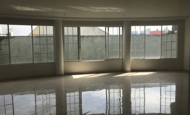 CASA EN RENTA EN INTERLOMAS
