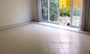 CASA EN RENTA EN INTERLOMAS