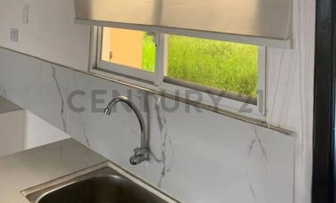 Alquiler Suite amplia en Urb. Estancias del Rio, Samborondón