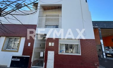 Venta de Complejo de 5 Departamentos Centenario