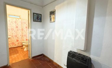 Venta de Complejo de 5 Departamentos Centenario