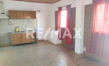 Venta de Complejo de 5 Departamentos Centenario