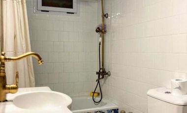 CASA 6AMB. C/COCHERA, QUINCHO Y PILETA RECICLADA!!