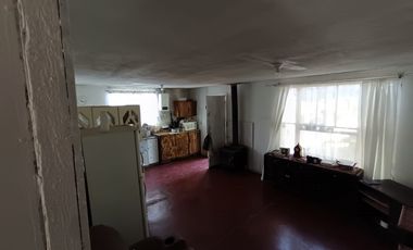 VENTA  CASA AMPLIO TERRENO CHIMBARONGO