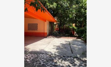 Casa en venta en Chiconcuac, Xochitepec, Morelos