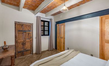 Casa en Venta en el Centro de San Miguel de Allende – Ameublada y Rooftop